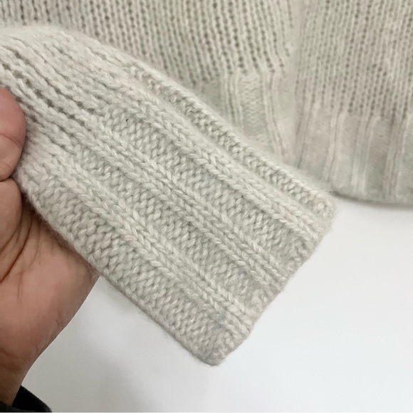 White + Warren Cashmere and Silk Light Gray Women's Sweater Small Cropped Soft - Picture 8 of 10